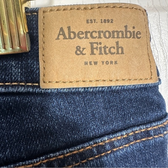 Abercrombie & Fitch "The A&F Skinny" distressed jeans, size 4R/27 - Picture 6 of 13